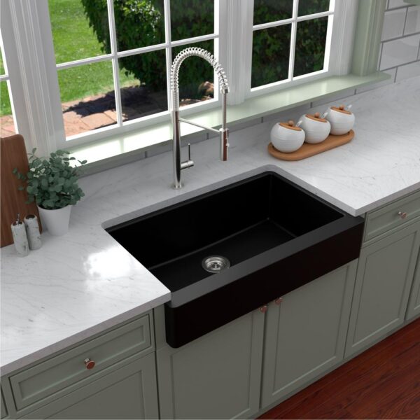 Retrofit Farmhouse/Apron-Front Quartz Composite 34 in. Single Bowl Kitchen Sink in Black